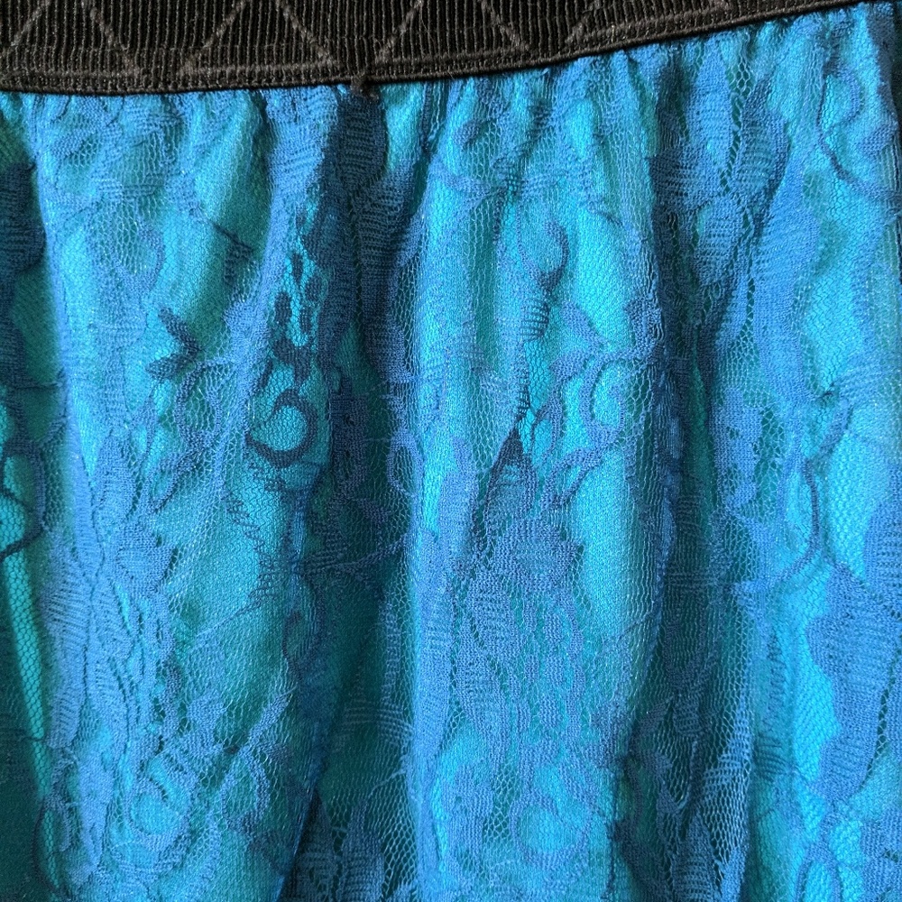 LuLaRoe Lucy Skirt